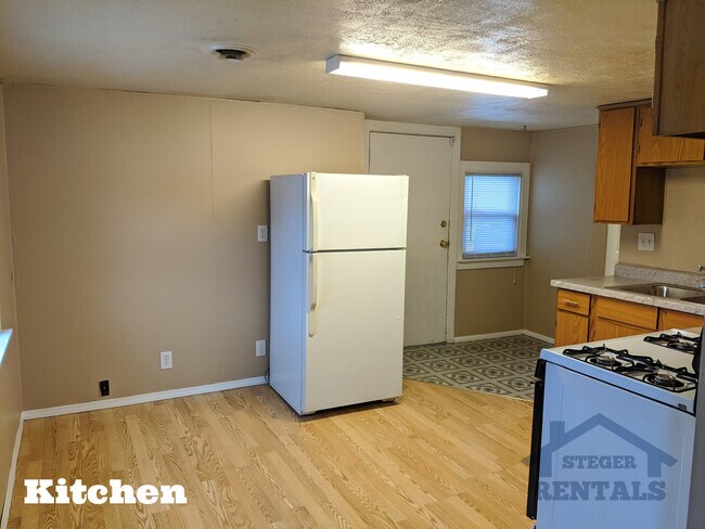Foto del edificio - 1425 W Norfolk Rd