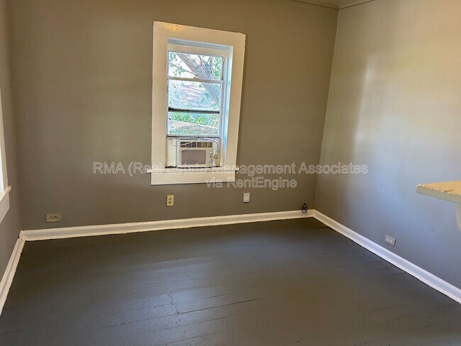 Foto del edificio - 526 N 8th St