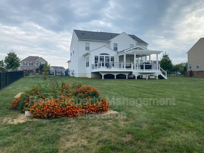 Foto del edificio - 779 Mcguire Cir