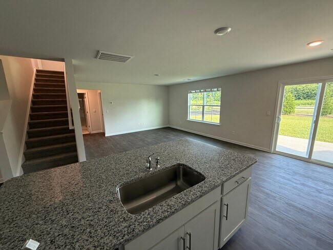 Foto del edificio - 316 Bevington Brk Ln