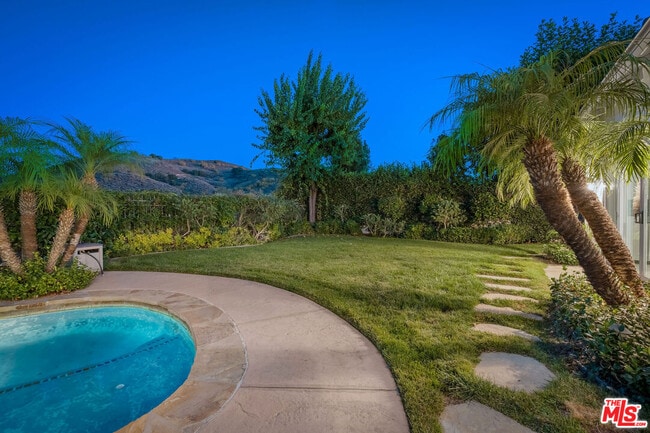 Building Photo - 4110 Prado De Los Zorros