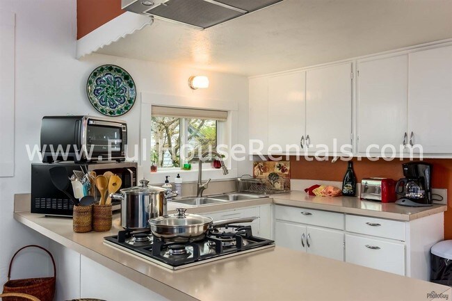 Foto del edificio - 1124 Almaden St