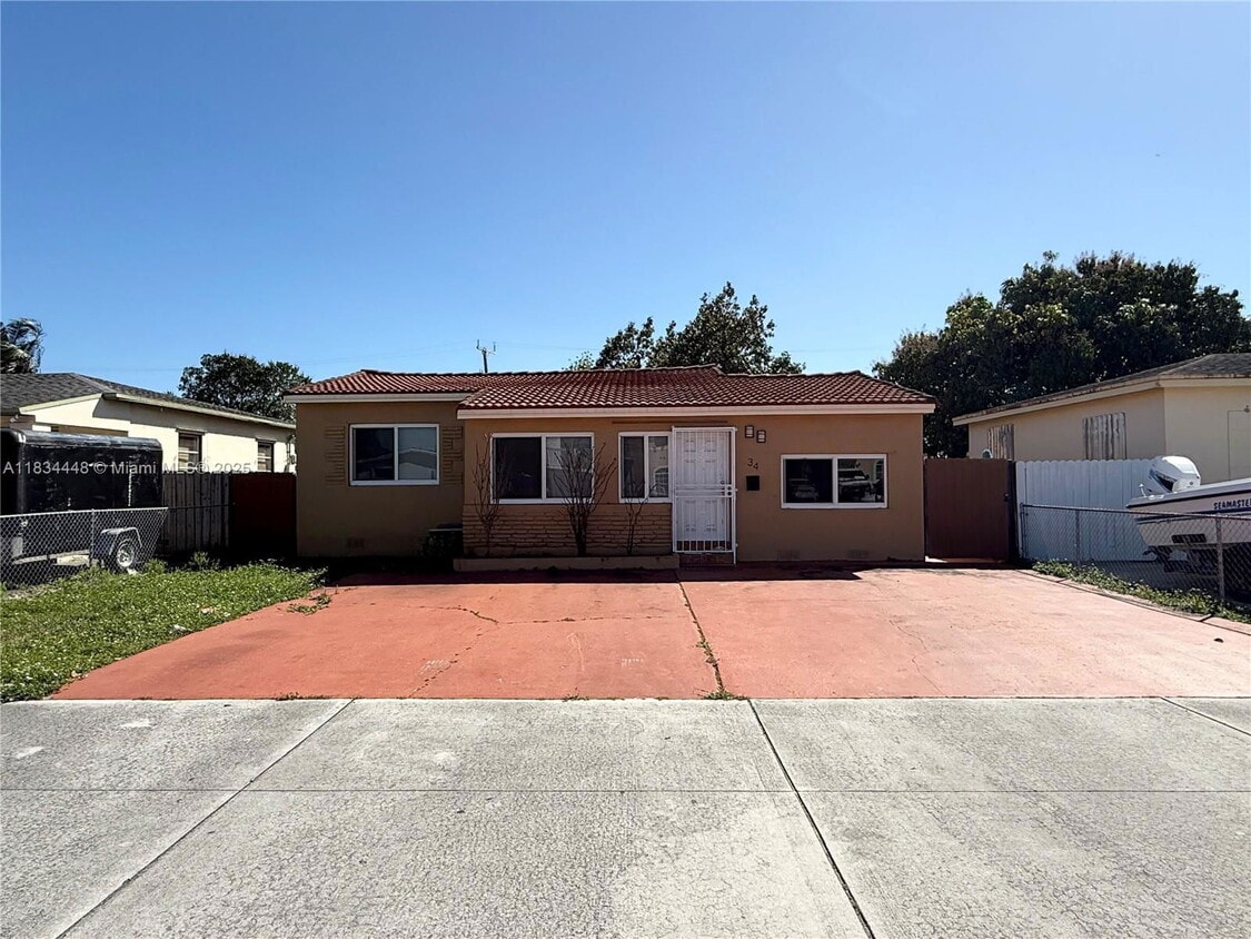 Photo - 35 East 15th Street, Hialeah, FL 33010 - 3 BR 2 BA single-family home