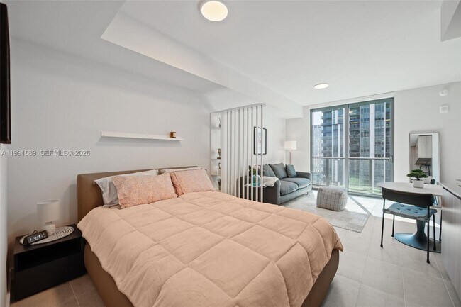 Foto del edificio - 121 NE 5th St