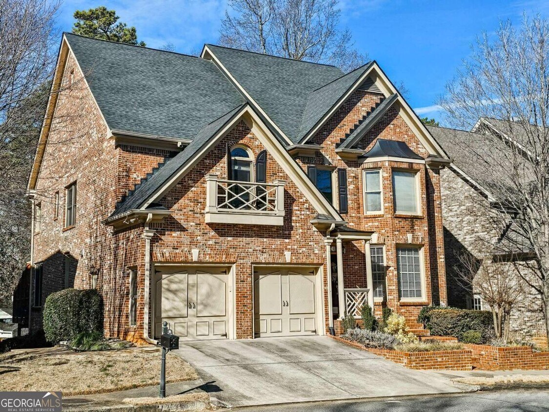 Primary Photo - 2352 Briarcliff Commons