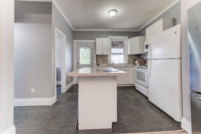 Building Photo - 32 Veterans Way