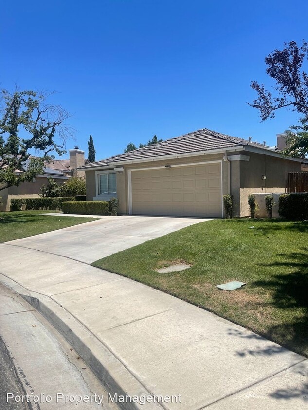 7008 Water Wheel Dr, Bakersfield, CA 93313 House Rental in