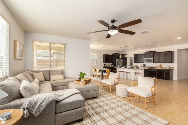 Foto del edificio - 2499 W Dapple Gray Ct