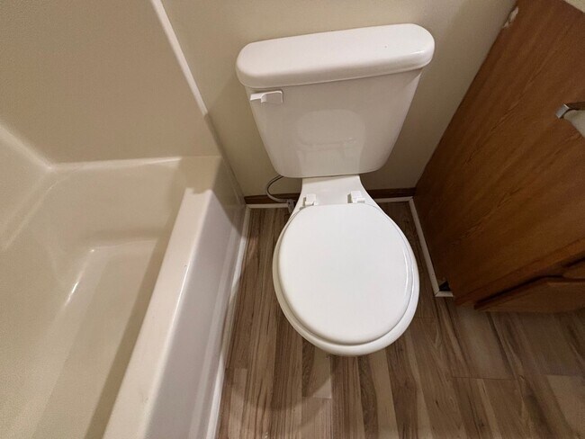 Foto del edificio - 1212 Shelby Ave