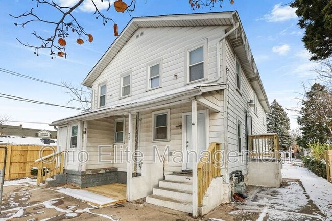 Building Photo - 783-785 S 18th St