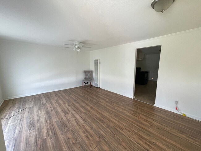 Building Photo - Home for rent!