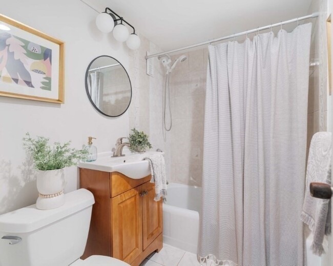 Foto del edificio - 7 Concord Ave