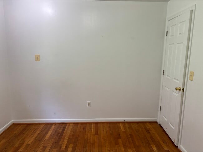 Foto del edificio - 5010 Wakefield Chapel Rd