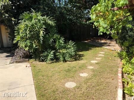 Foto del edificio - 3 br, 2 bath House - 4901 Angeles Crest Cir