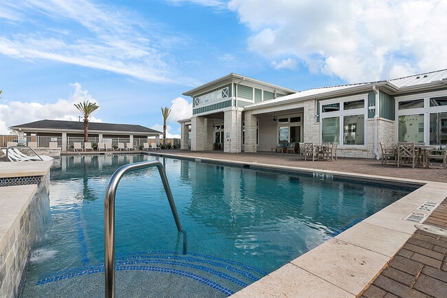 Outdoor Swimming Pool - Boterra at Lago Mar