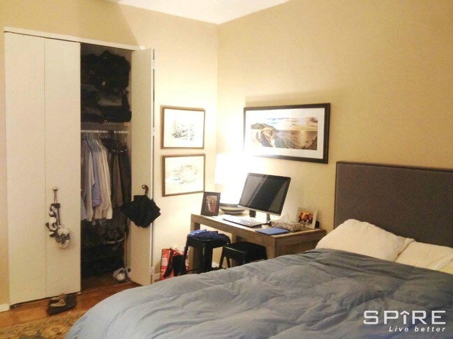 Foto del edificio - 315 W 18th St