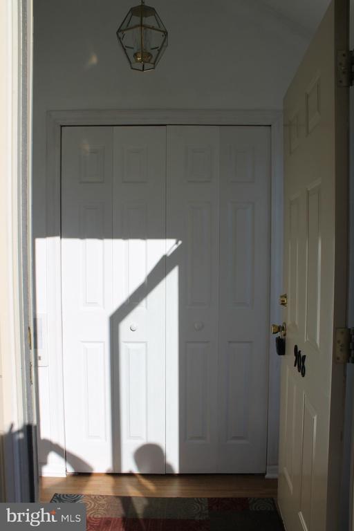 Foto del edificio - 908 Eaton Ct