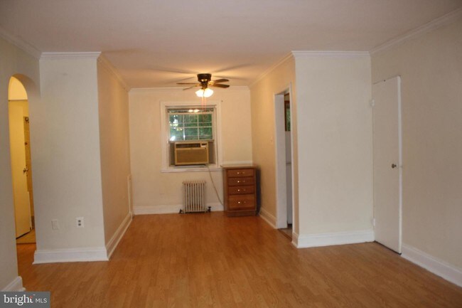Building Photo - 5228 8th Rd S