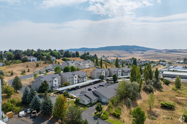 Creekside Apartments