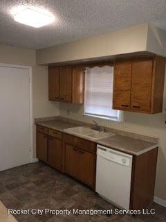 Foto del edificio - 3002 Merry Oaks Dr NW