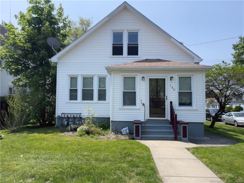 Primary Photo - 140 Collis St