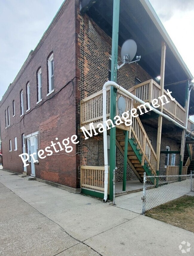 Building Photo - 3802 Euclid Ave
