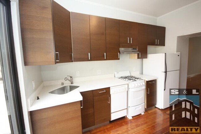 Building Photo - 1 bedroom in San Francisco CA 94118