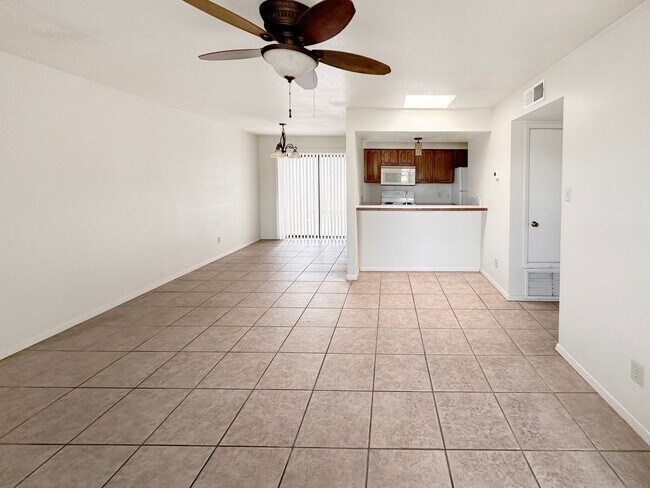 Building Photo - 4135 N Apodaca St