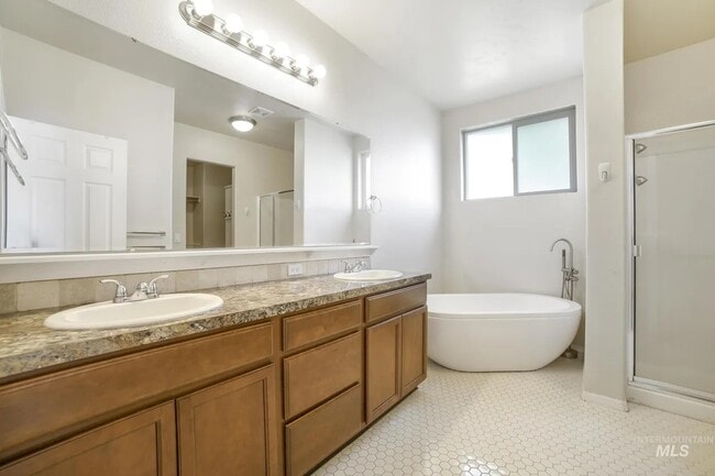 Building Photo - 2034 Northern Sky Dr