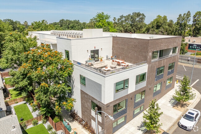 Building Photo - 301 D Apartments