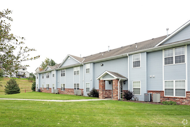 Exterior - Tregaron Senior Residences