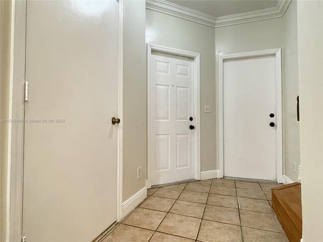 Building Photo - 406 SW 120th Ave