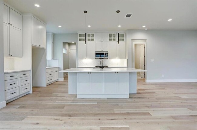 Building Photo - 2603 Nocona Trail