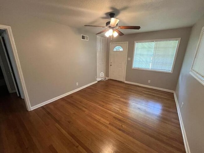 Foto del edificio - 4189 Chippewa Rd