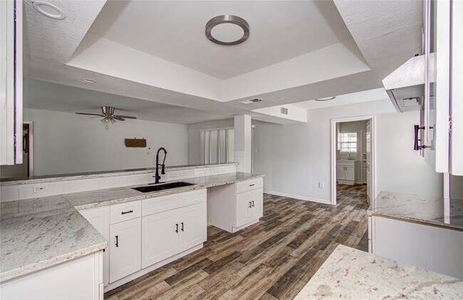 Foto del edificio - 5507 Braesvalley Dr