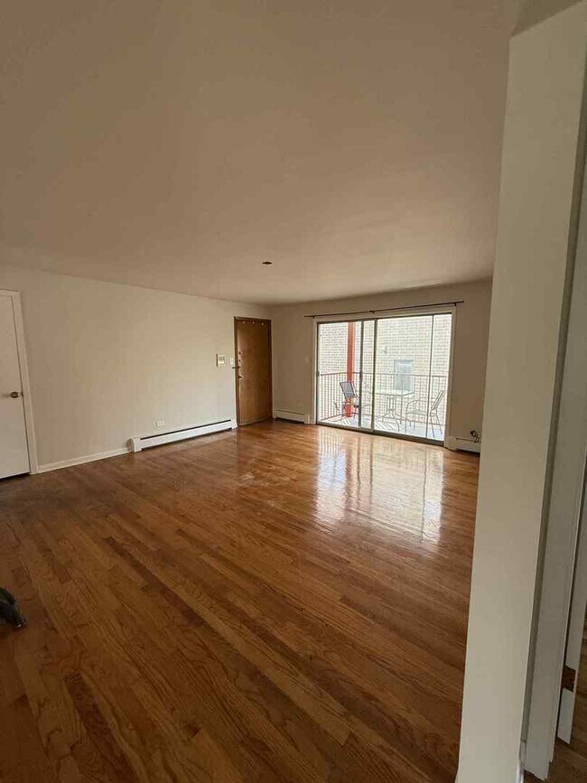 Foto del edificio - 4236 N Kedvale Ave