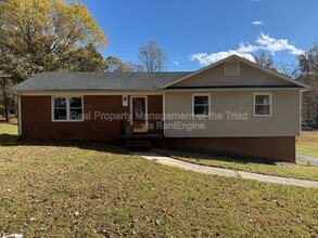 Building Photo - 2563 Wood Valley Rd