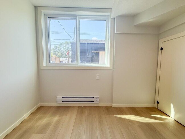 Photo du bâtiment - 2.0 bedroom in Edmonton Alberta T5G 1G1