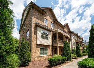 Building Photo - 317 Garland Woods Ct