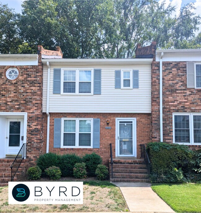Building Photo - 2249 Cresthaven Ct