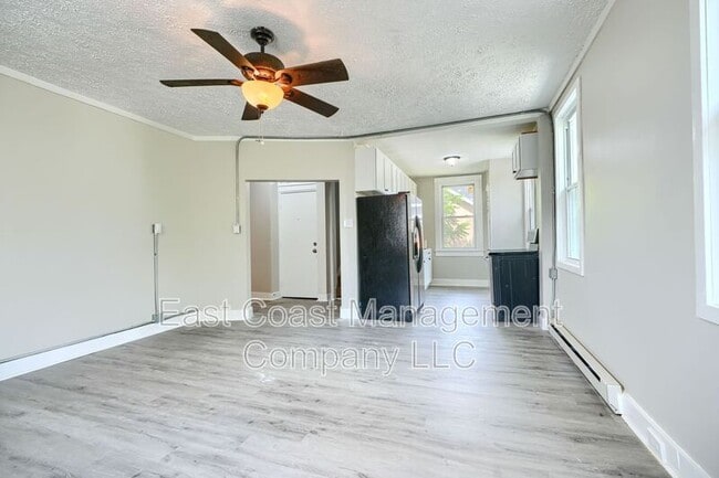 Building Photo - 5510 Edna Ave
