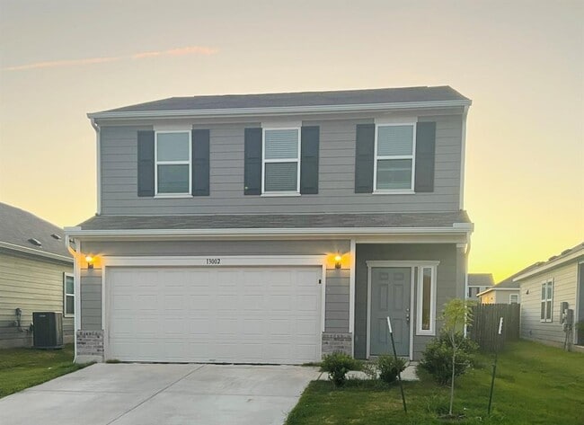 Foto del edificio - 13002 Carswell St