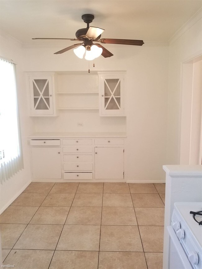 Foto del edificio - 1 br, 1 bath  - 1211 S Westmoreland Ave