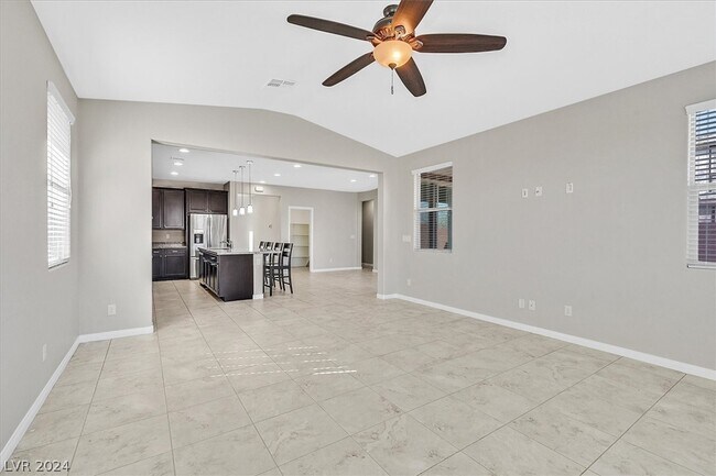 Building Photo - 5890 Skyfall Ct
