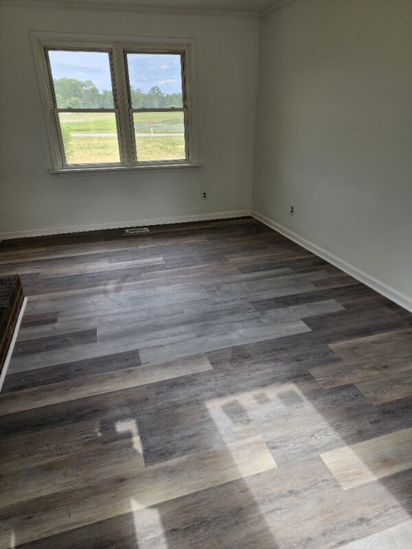 Building Photo - 8013 Walnut Grove Rd
