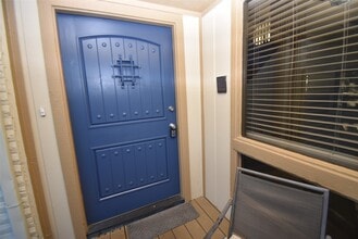 Building Photo - 82 Harbor Ln