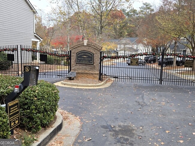 Building Photo - 2900 Suttles Dr SW