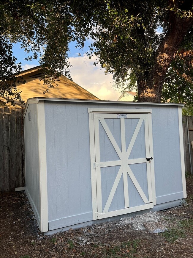 Building Photo - 12810 Ashford Meadow Dr