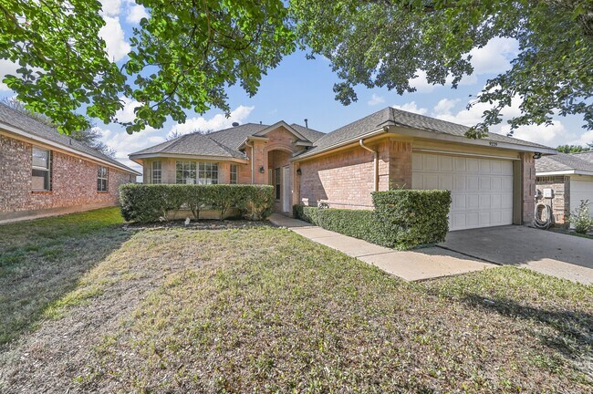 Foto del edificio - 9229 Chesapeake Ln