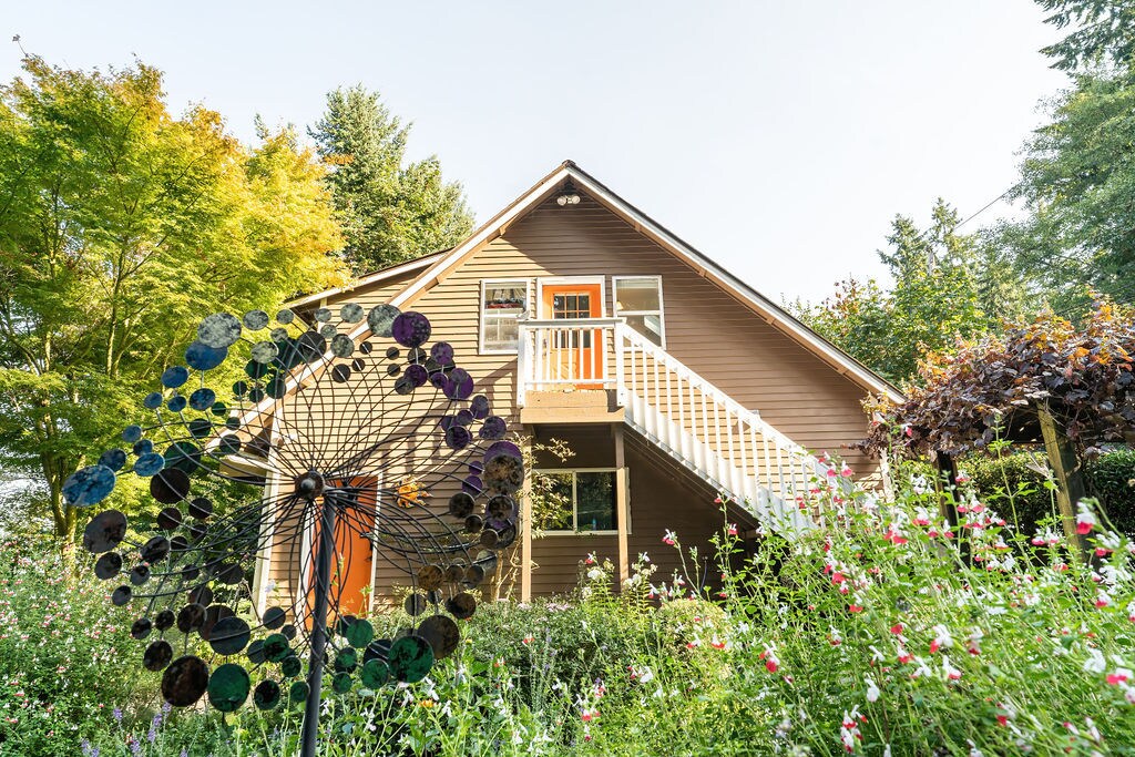 9202 SW Harbor Dr, Vashon, WA 98070 House Rental in Vashon, WA